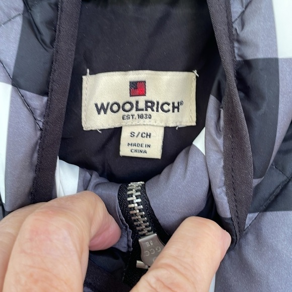 Woolrich Duck Down Black and White Checked Puffer Vest - Picture 3 of 11
